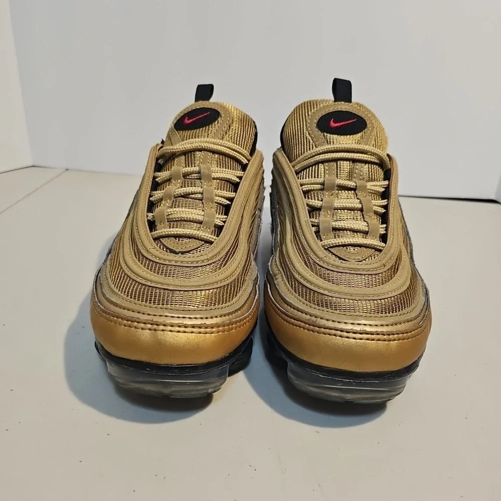 Nike Air Vapormax 97 GS Boys Size 6Y Gold Athletic Shoes Sneakers AQ2657-700